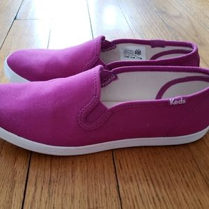 Keds Size 7 Women's Slip On